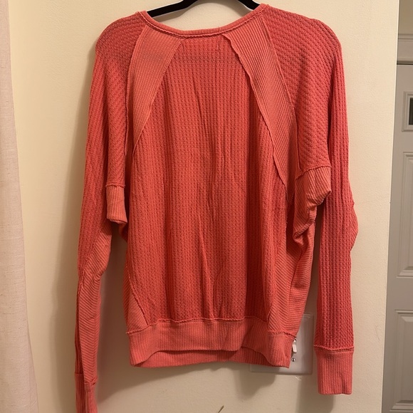 Free People Prairie Rose Pink Santa Clara Thermal V-neck Top Oversized Size XS - Picture 6 of 6
